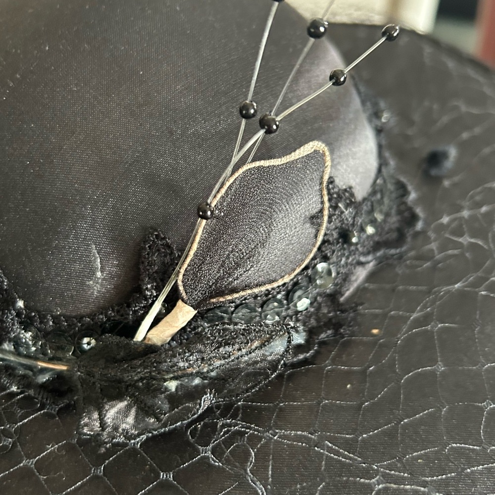 Vintage Black Satin Wide Brim Hat w Veil - Picture 8 of 16